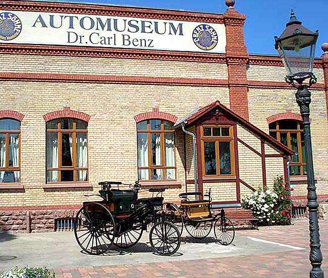 Automuseum-Ladenburg-Frontseite