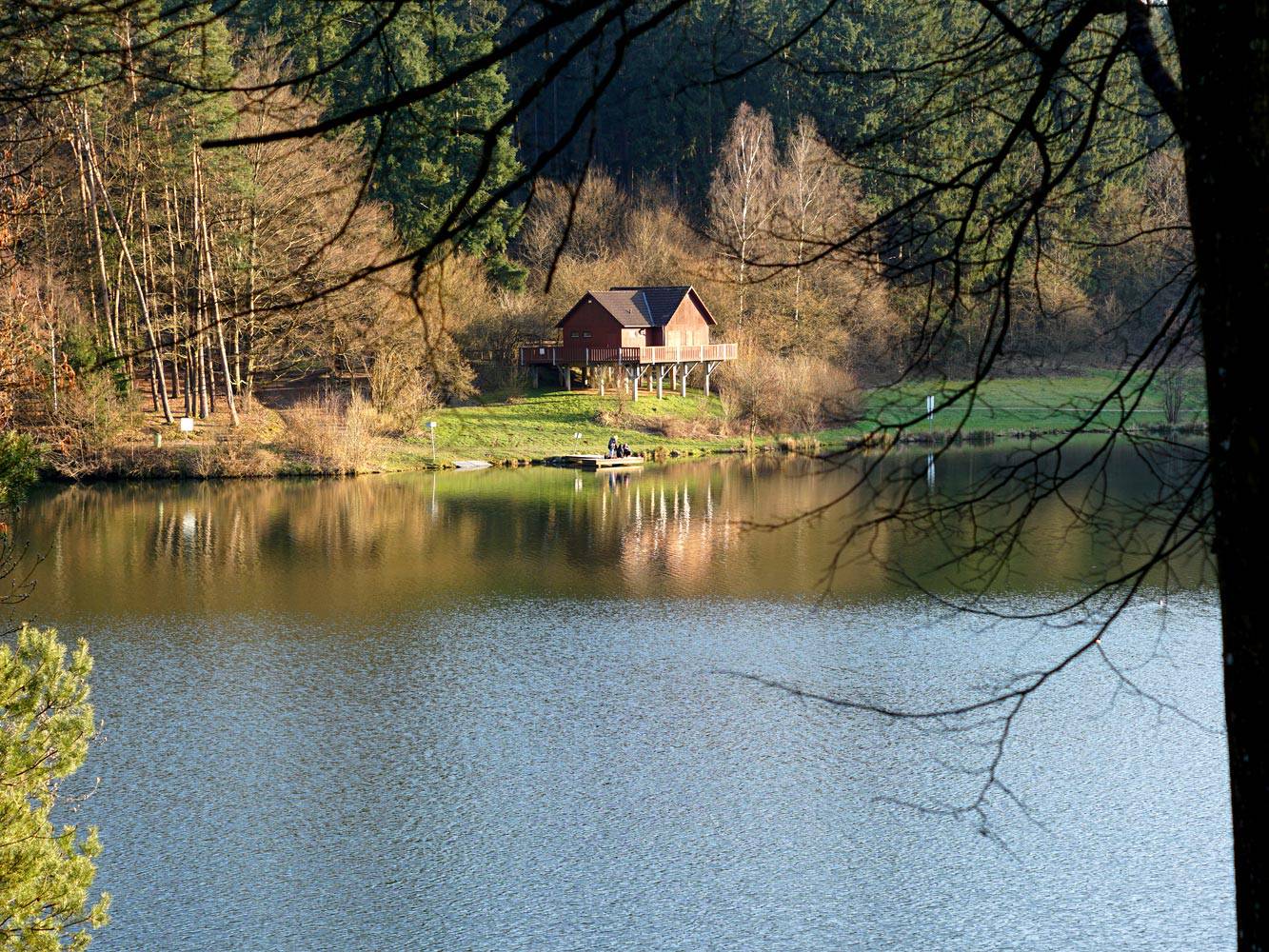 Haus-am-Marbachtal-Stausee